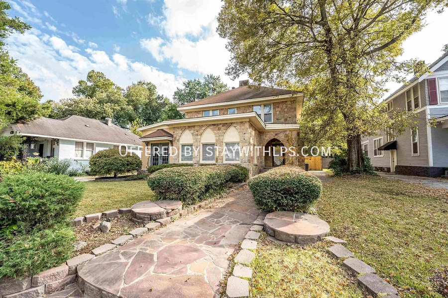 2035 Central Ave - Photo 2 of 18