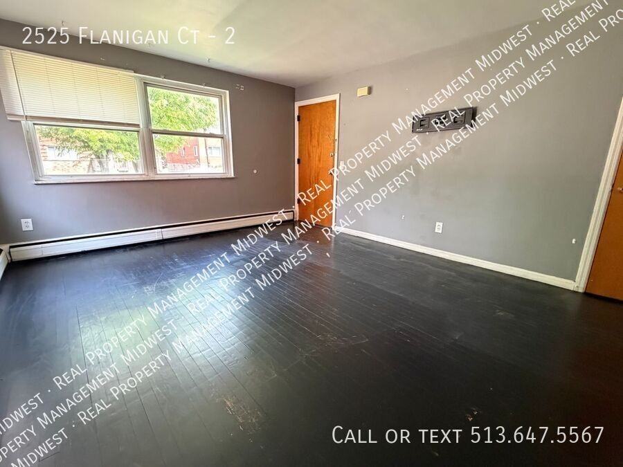 2525 Flanigan Ct #2 - Photo 3 of 10