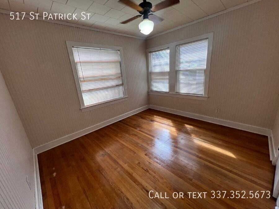 517 Saint Patrick St - Photo 4 of 11