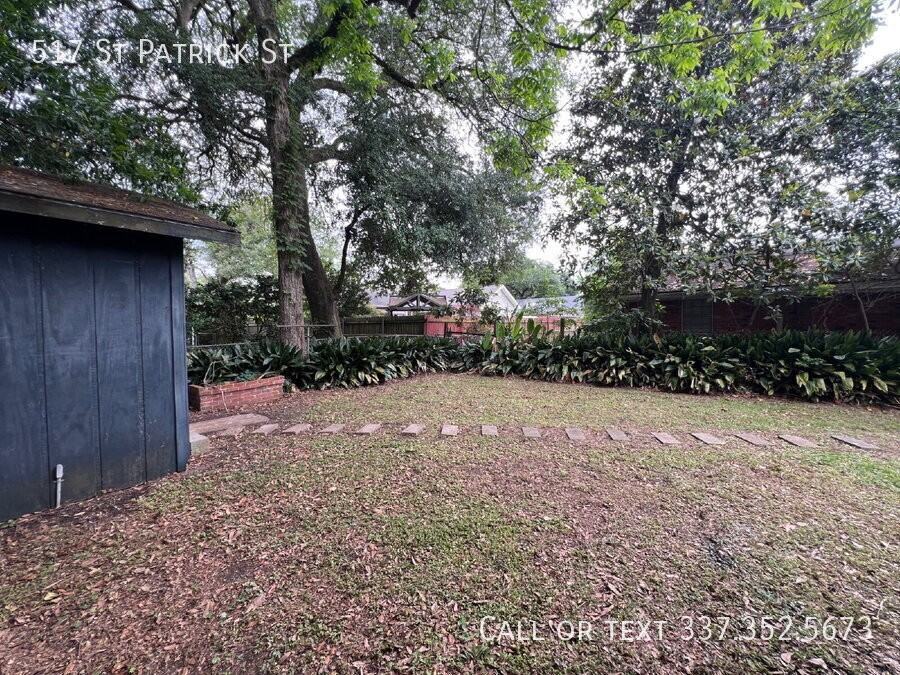 517 Saint Patrick St - Photo 7 of 11