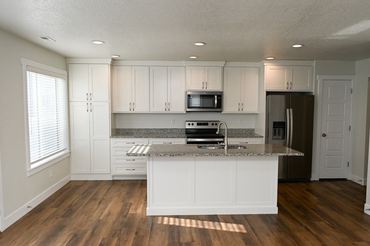 4178 S 2825 W - Photo 3 of 11