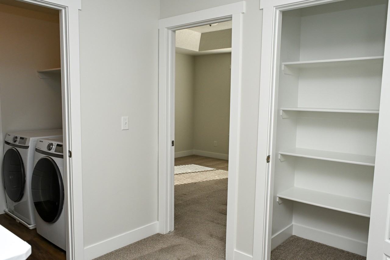 4178 S 2825 W - Photo 7 of 11