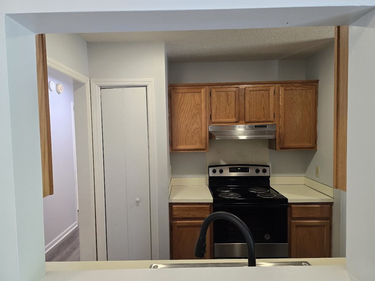 3821 Rosedown Dr #1 - Photo 6 of 12