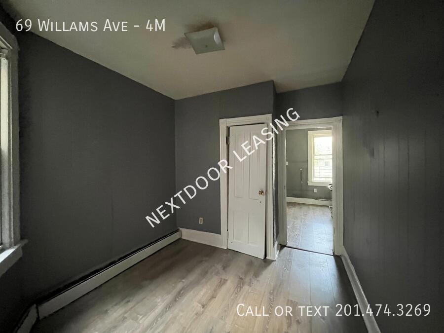 69 Williams Ave #4M - Photo 5 of 6