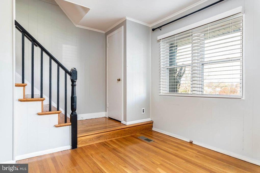 355 W 12th Ave - Photo 7 of 22