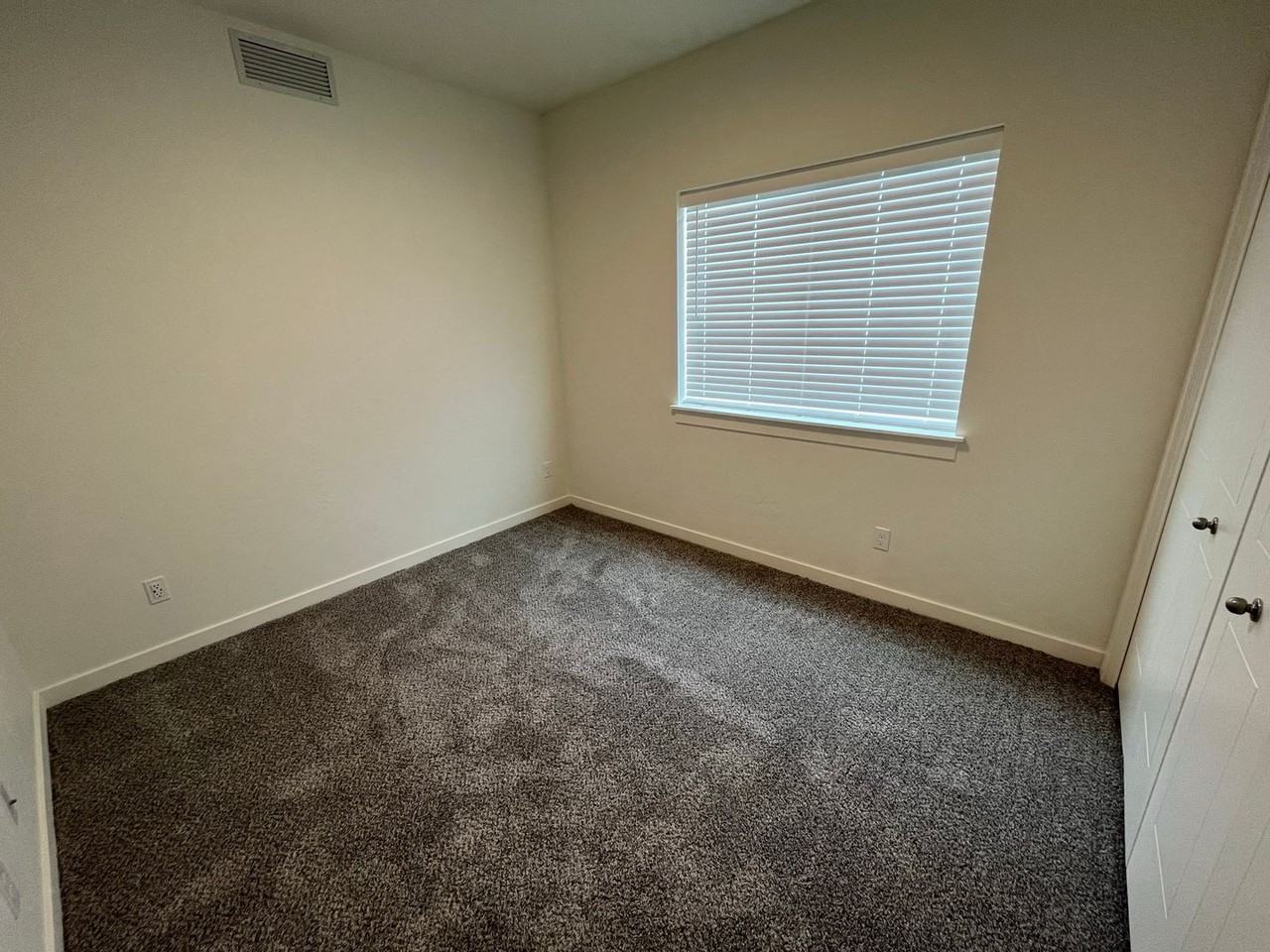 4612 Lexington Sky Ln #203 - Photo 7 of 36