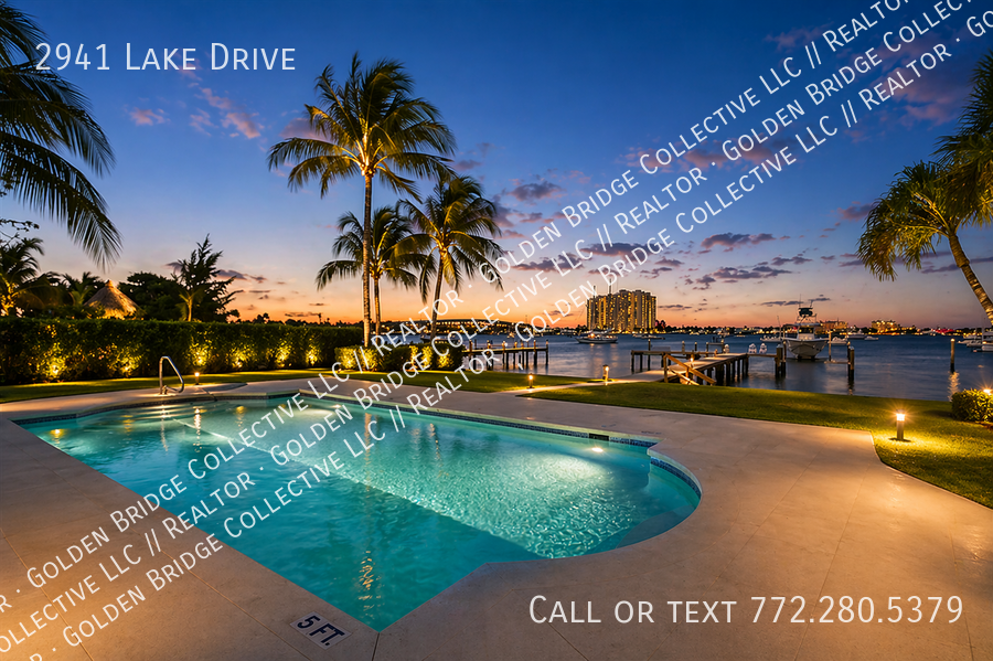 2941 Lake Dr - Photo 2 of 10