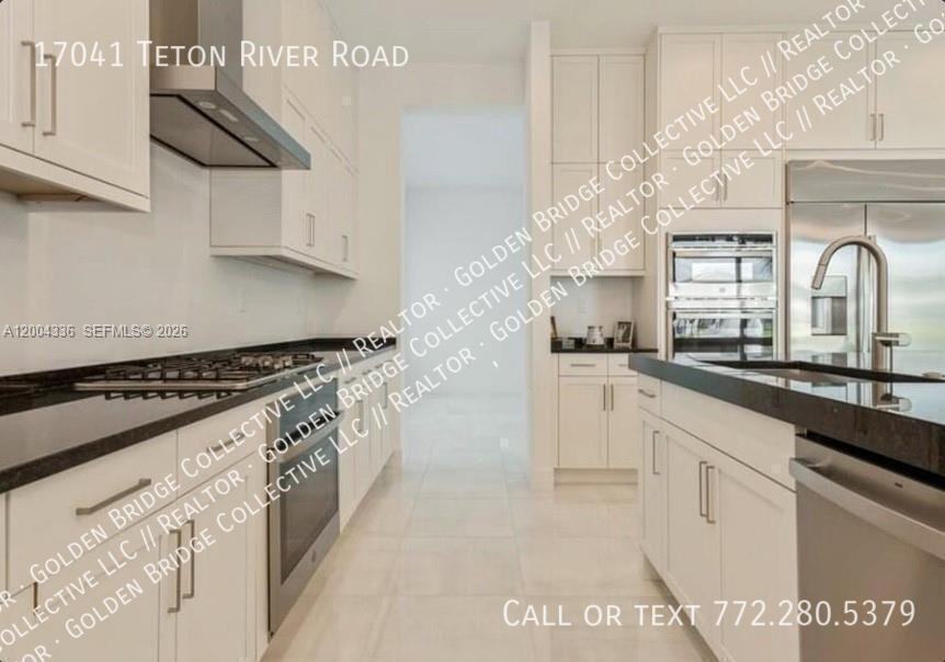 17041 Teton River Rd - Photo 2 of 10