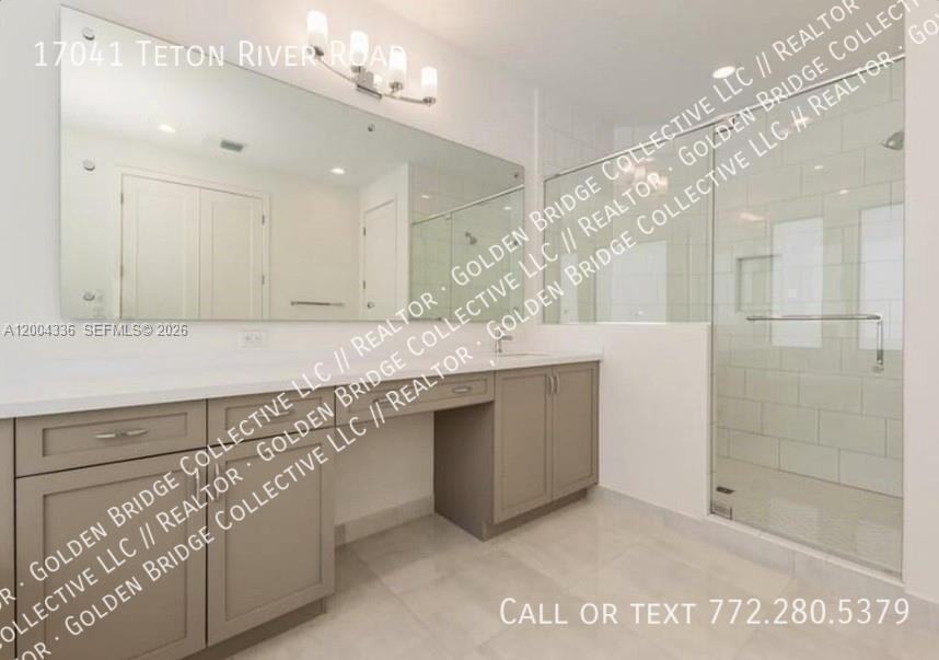 17041 Teton River Rd - Photo 5 of 10