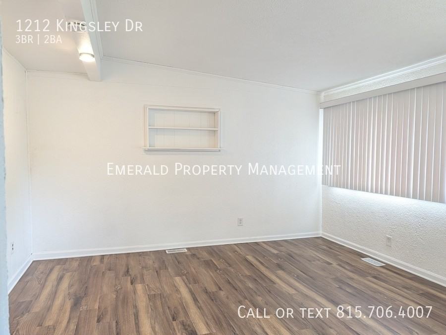 1212 Kingsley Dr - Photo 2 of 18