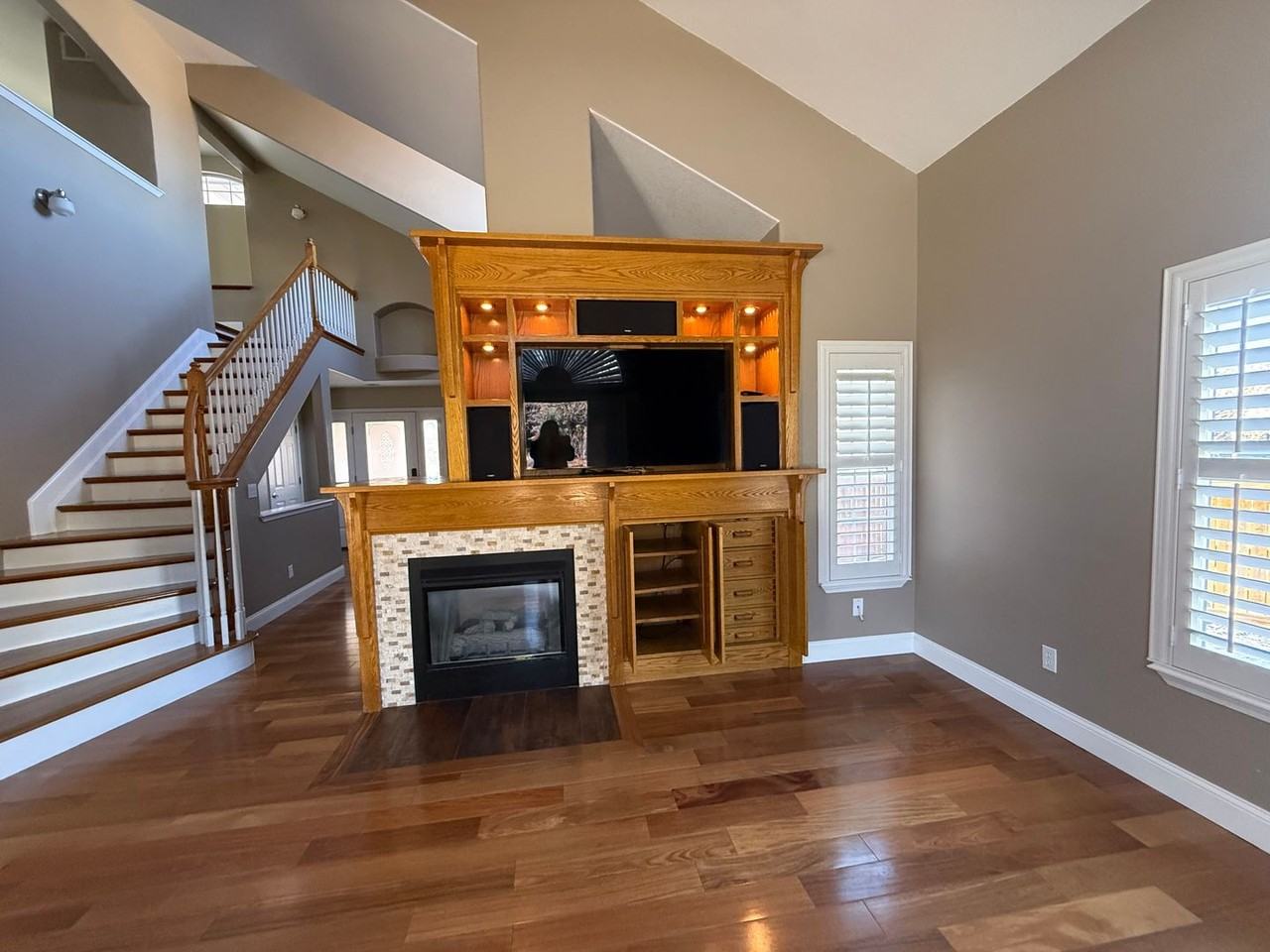 6763 Granite Peak Dr - Photo 3 of 22