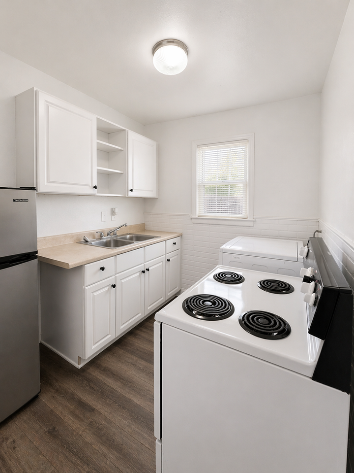 3341 El Paso Pl #4 - Photo 3 of 10