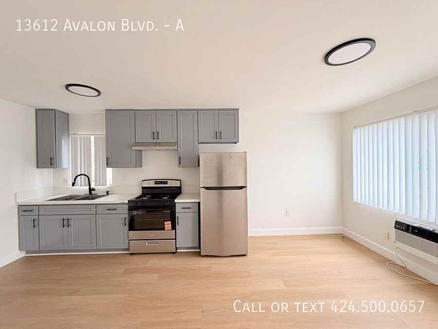 13612 Avalon Blvd #A - Photo 3 of 5