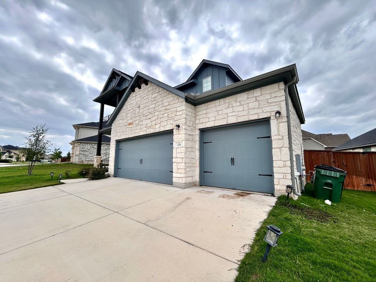 208 Azalea Springs Rd - Photo 3 of 50