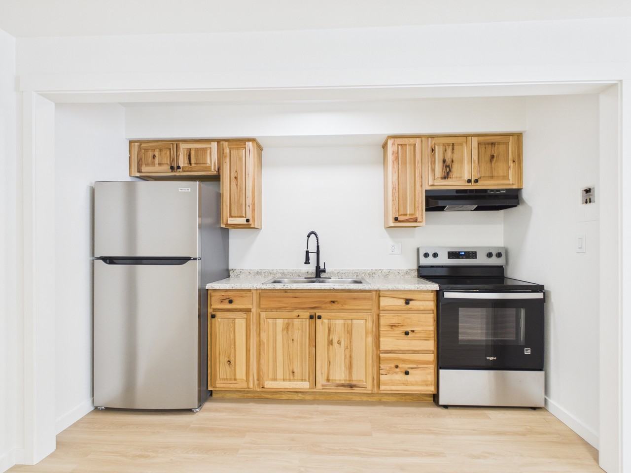 914 Gilmore St #A - Photo 4 of 12