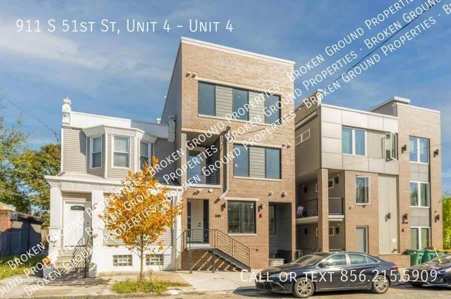 911 S 51st St #4 - Photo 4 of 19