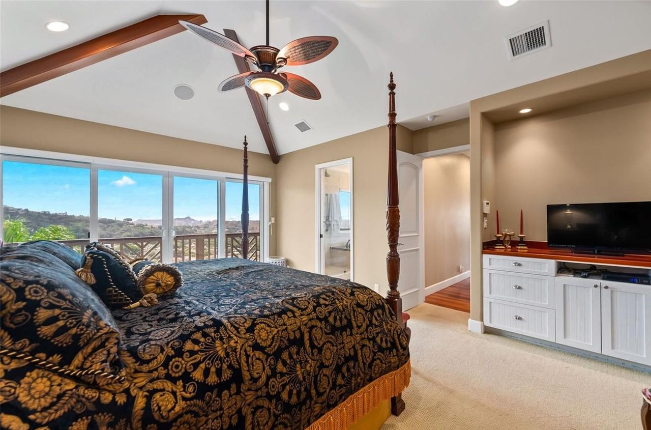 1170 Kaumailuna Pl #1 - Photo 5 of 31