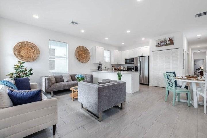 2671 Hiawatha Ave #1 - Photo 4 of 22