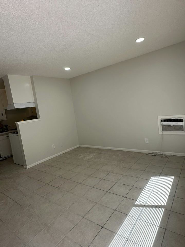 22869 Adrienne Ave, Unit 3 - Photo 2 of 10