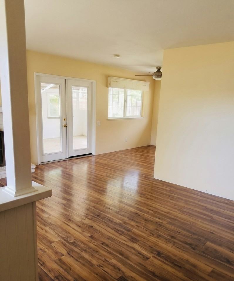 587 Lamont Ct N - Photo 2 of 14