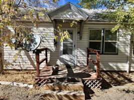 featured image of 140 1/2 W Court St #A