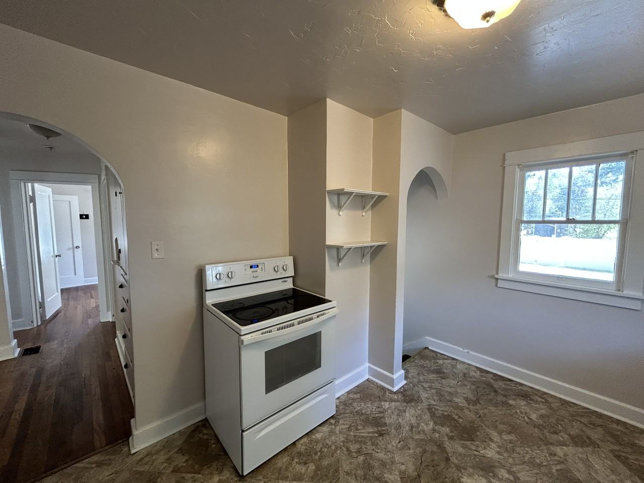 935 Teller Ave #1 - Photo 7 of 18