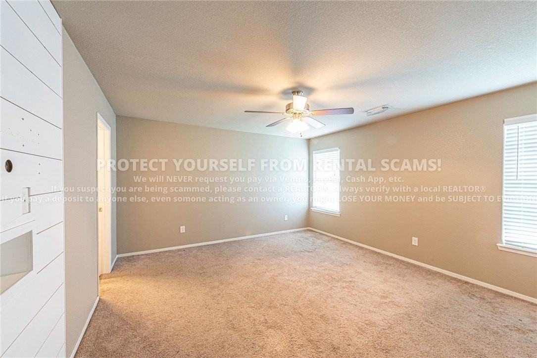 1336 S Splash Dr - Photo 7 of 15