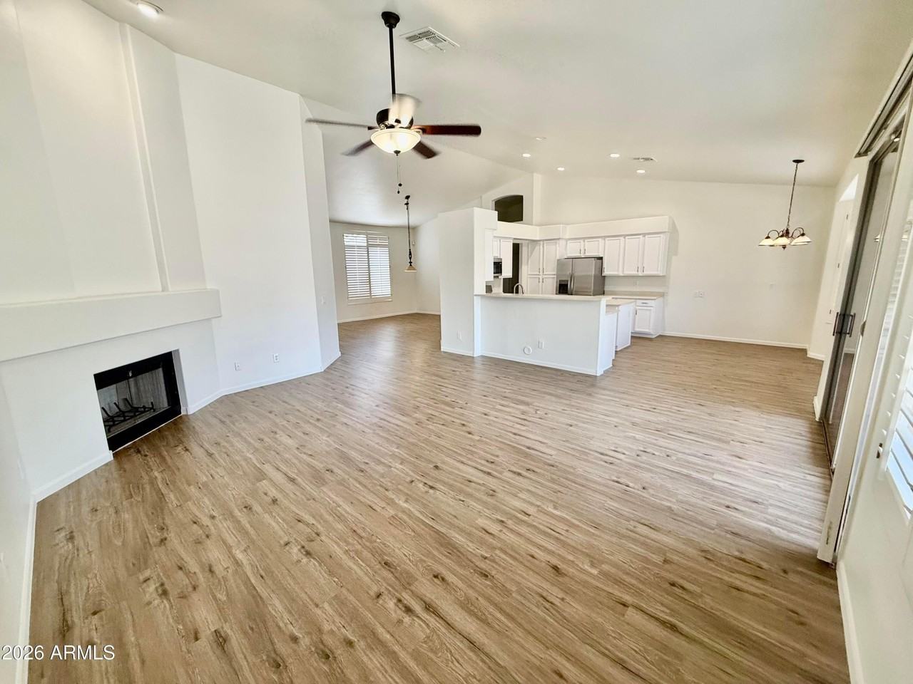 6502 E Marilyn Rd - Photo 2 of 16