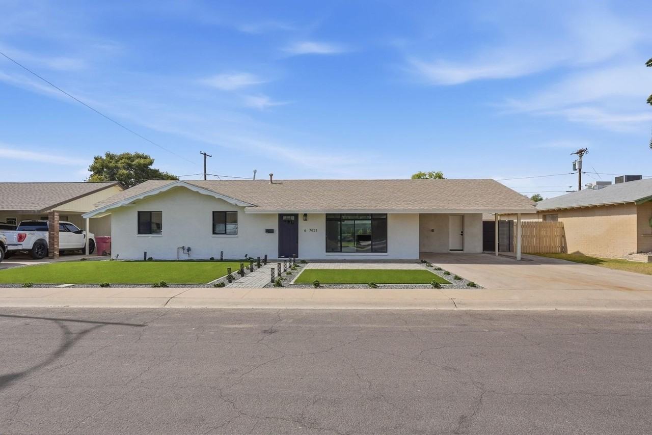 7421 E Princeton Ave - Photo 2 of 29