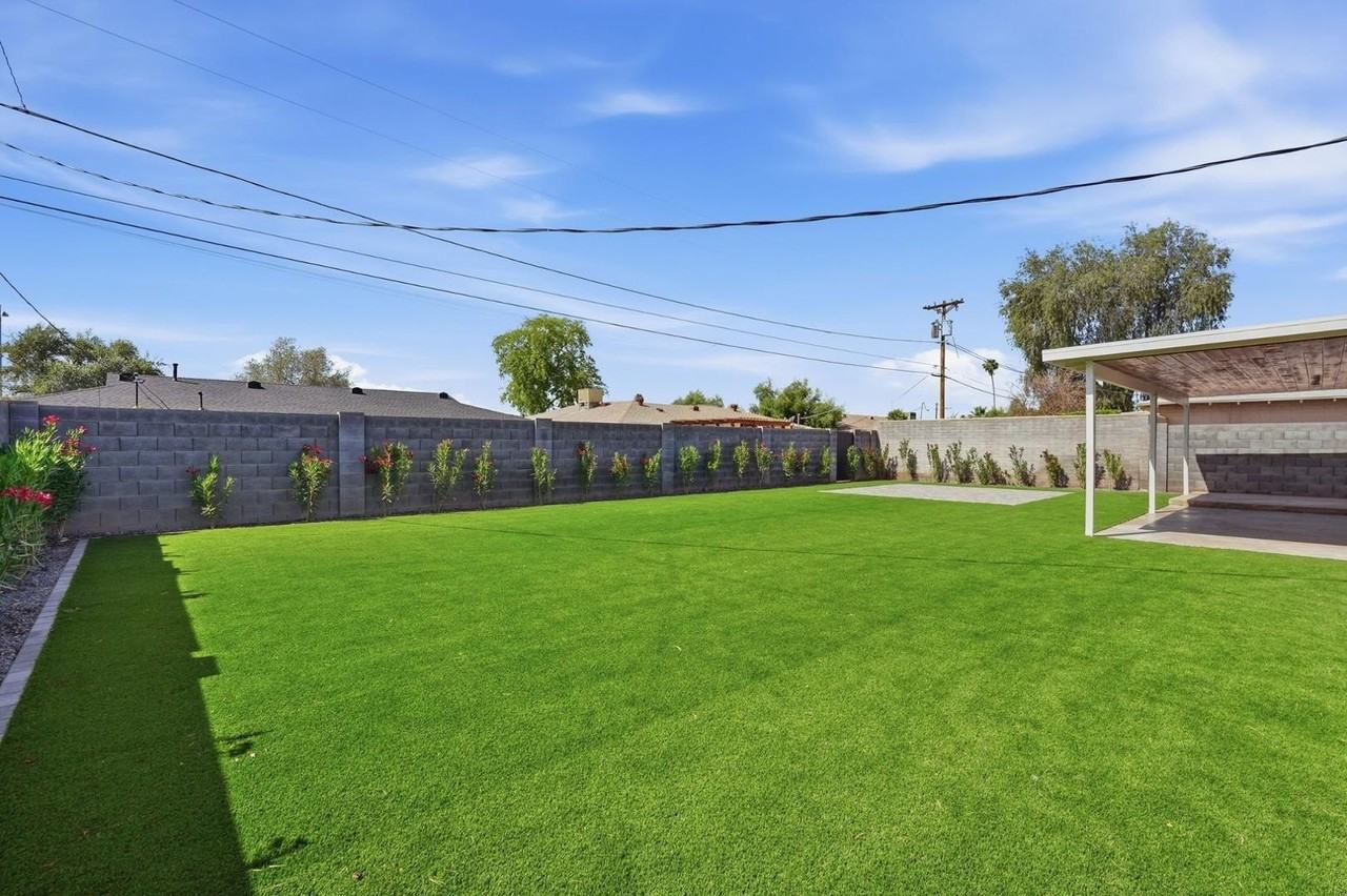 7421 E Princeton Ave - Photo 4 of 29