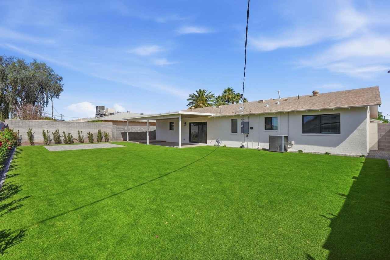 7421 E Princeton Ave - Photo 5 of 29