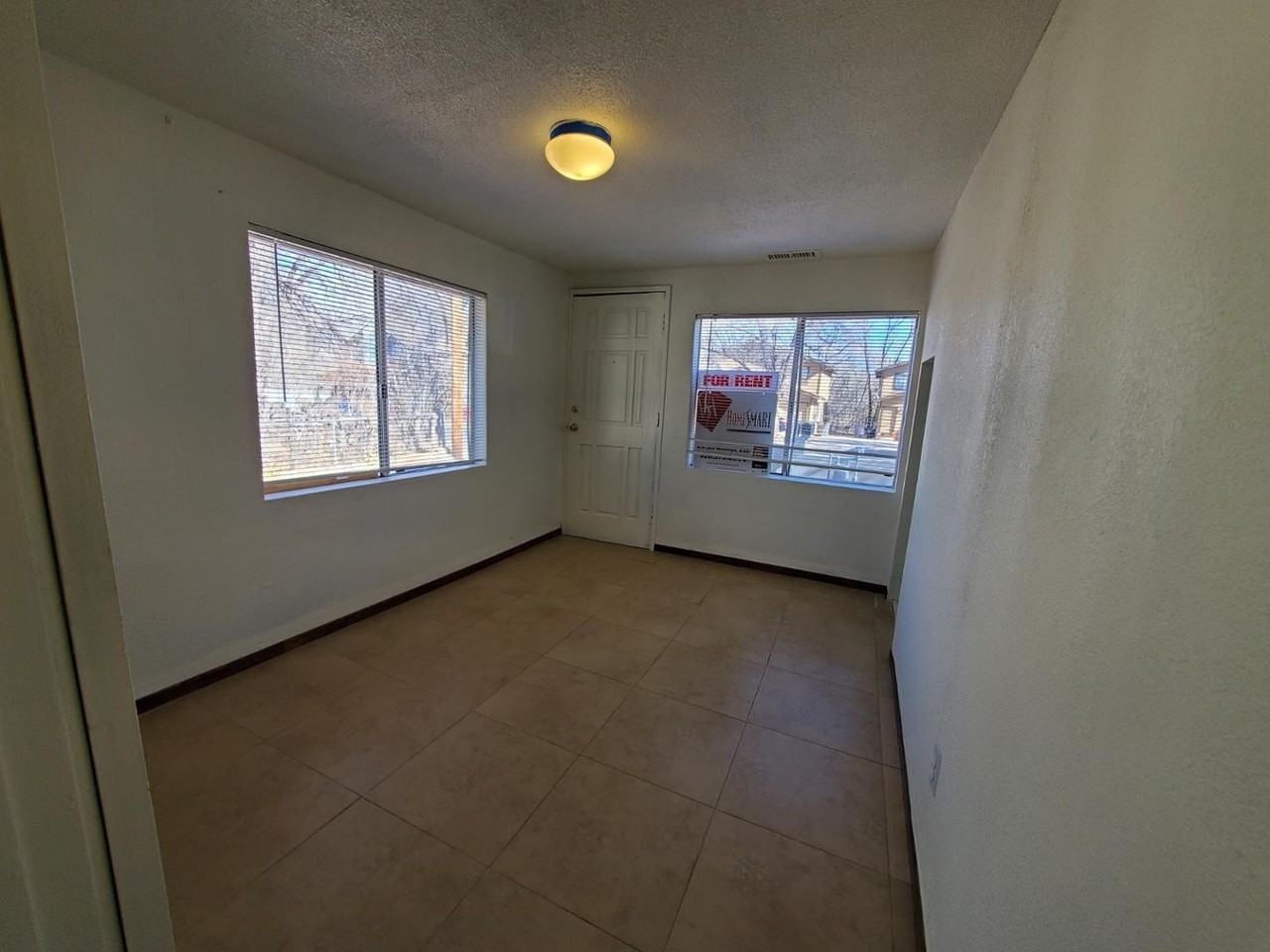 515 S O Leary St - Photo 5 of 28