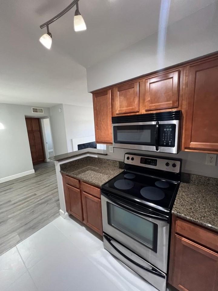 5995 N 78th St #2070 - Photo 4 of 23