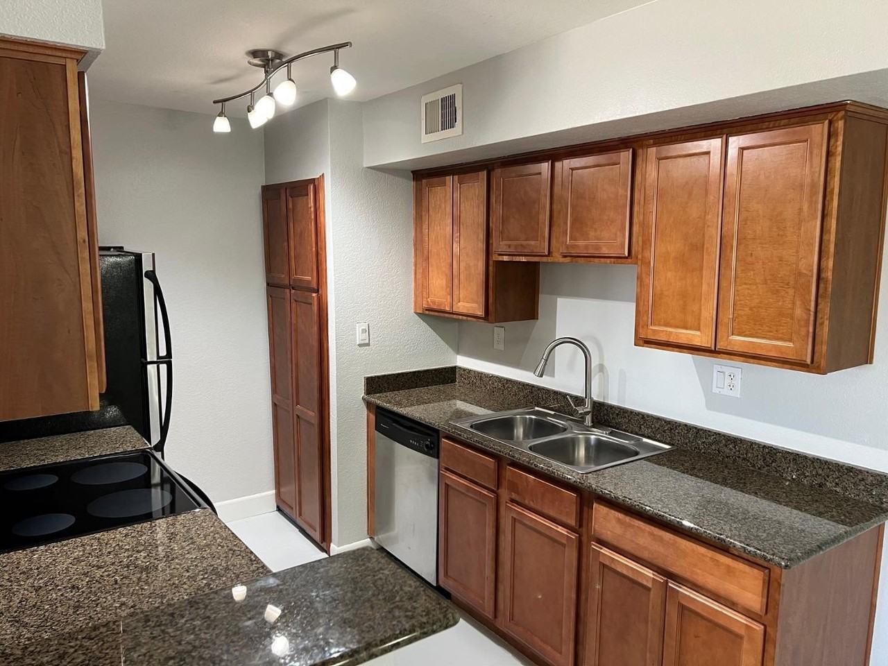 5995 N 78th St #2070 - Photo 7 of 23