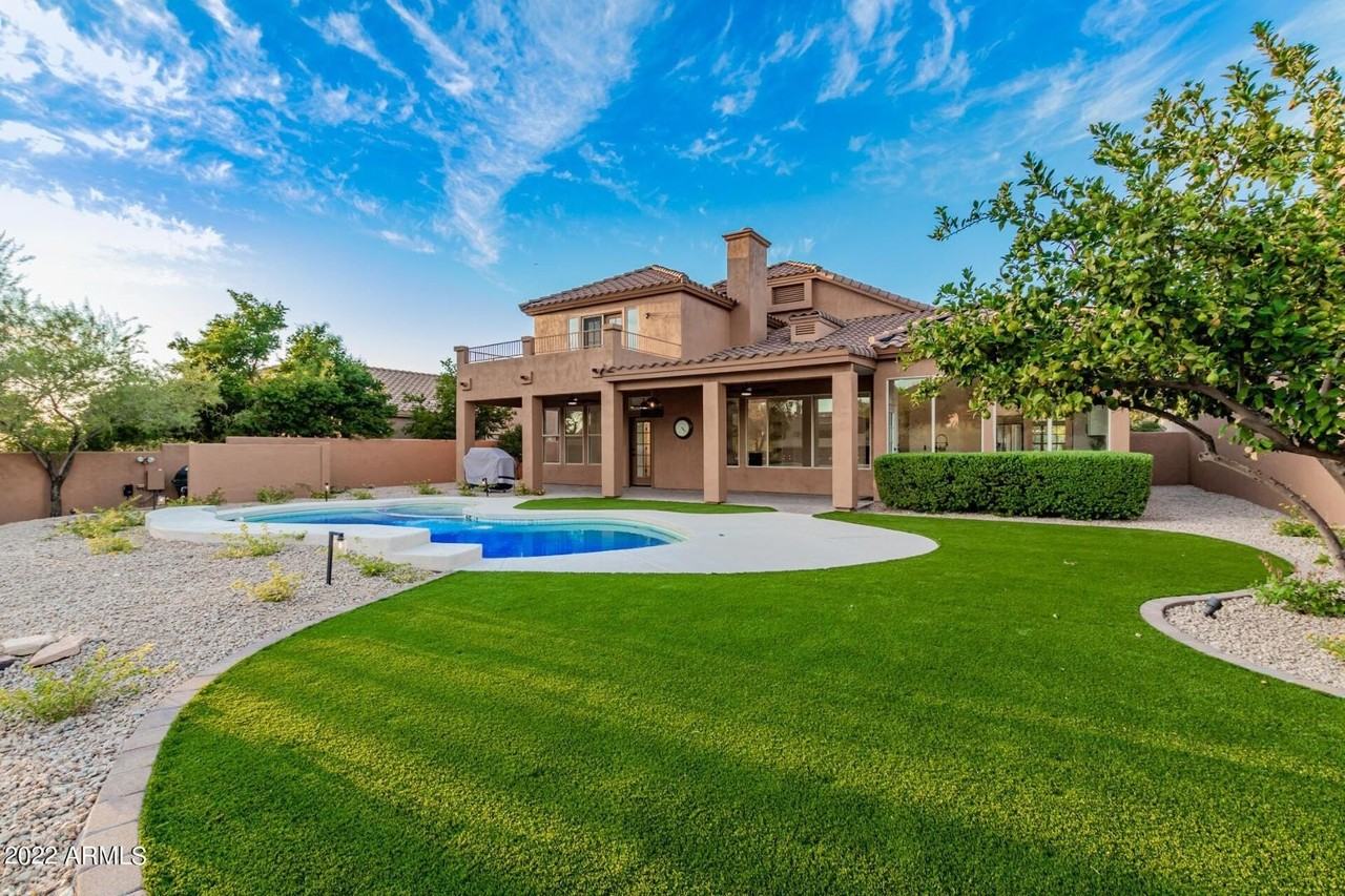 13761 E Lupine Ave - Photo 3 of 32