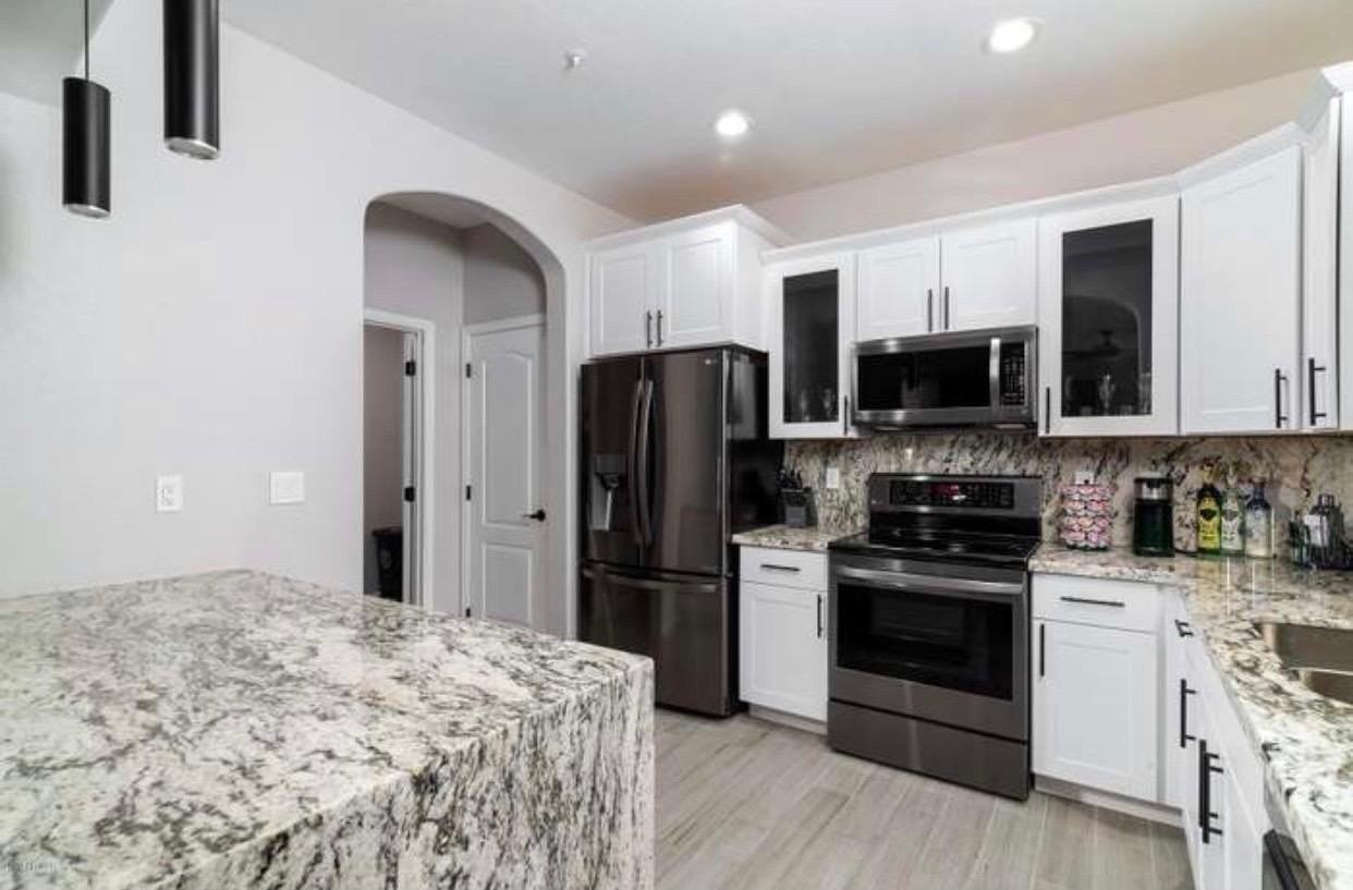 2726 S Equestrian Dr #101 - Photo 3 of 25