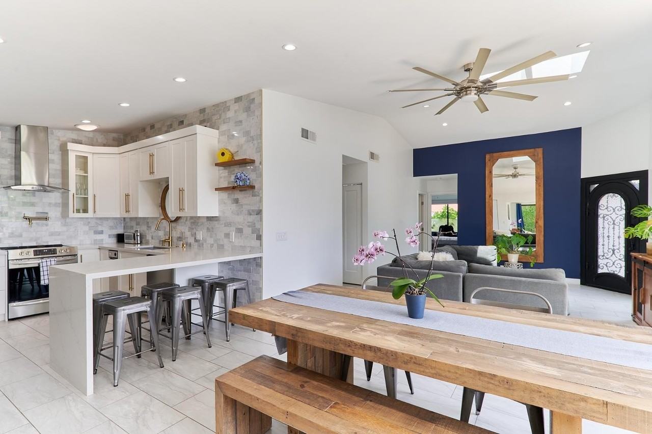 8113 E Redwing Rd - Photo 5 of 36