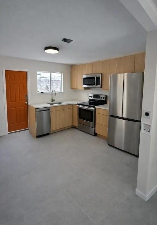 2731 E Montecito Ave #2 - Photo 4 of 4