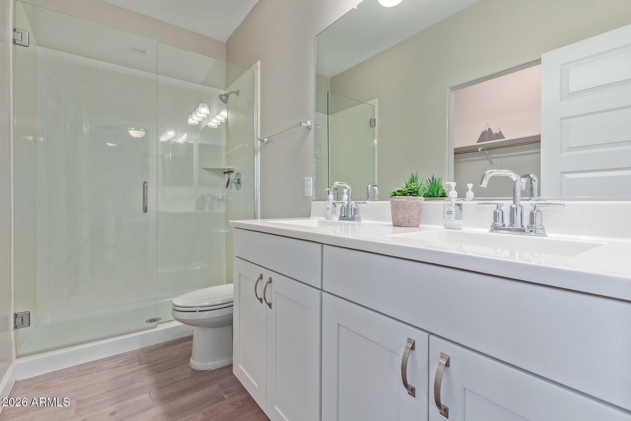 8835 S 166th Ave - Photo 5 of 23