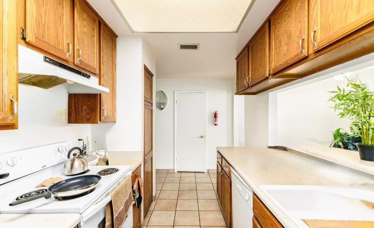 500 N Roosevelt Ave #115 - Photo 5 of 18