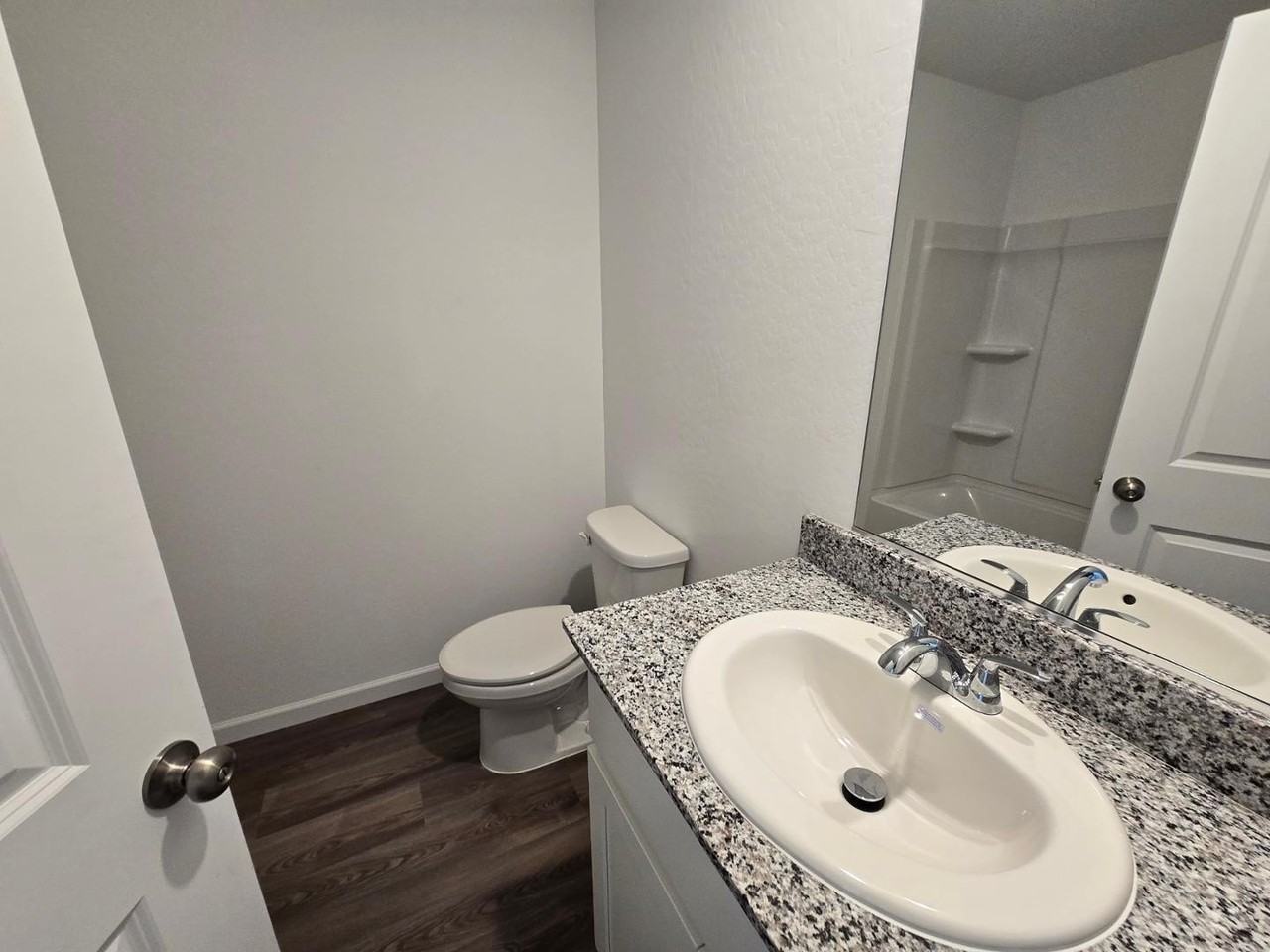 736 Dylan Ct - Photo 3 of 14