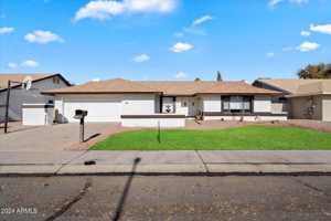 featured image of 624 W Mcnair St