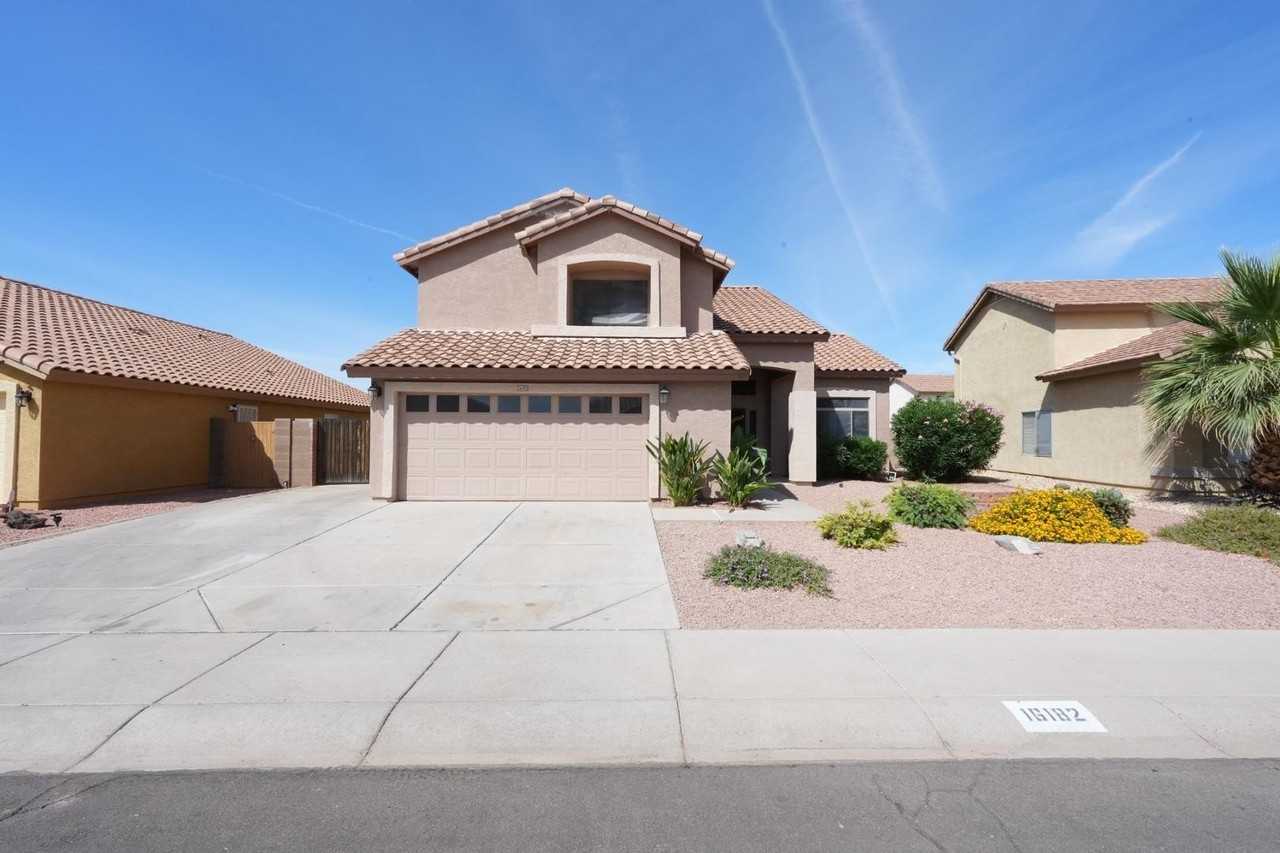 16182 N 157th Dr - Photo 2 of 32