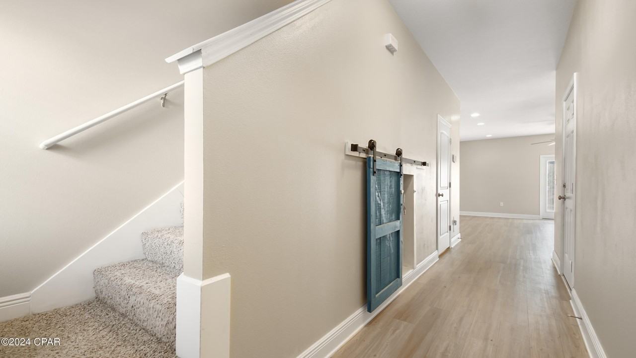 7596 Shadow Lake Dr - Photo 3 of 36