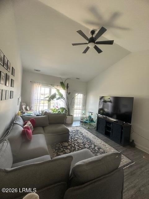 32 Wintergreen Dr - Photo 4 of 21