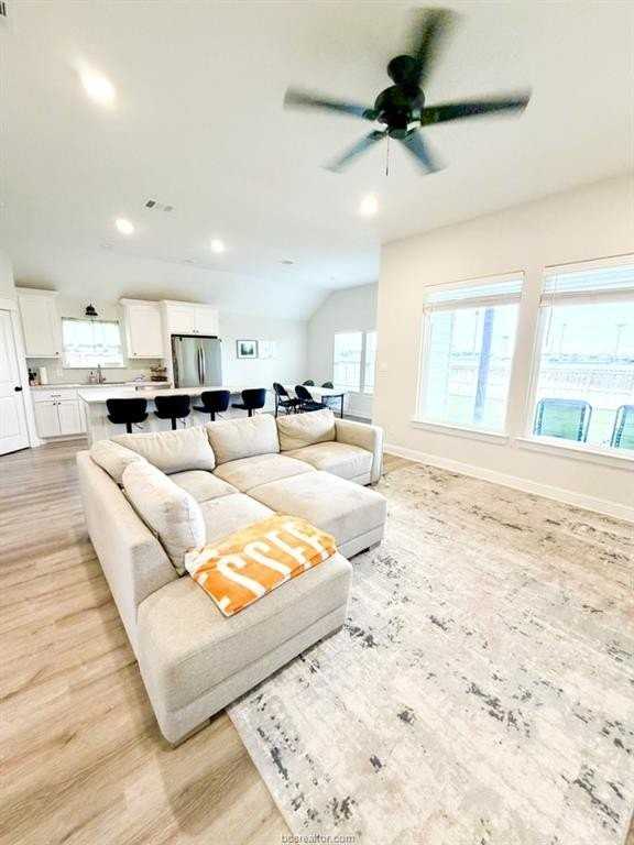 148 Turnrow Cv - Photo 3 of 32