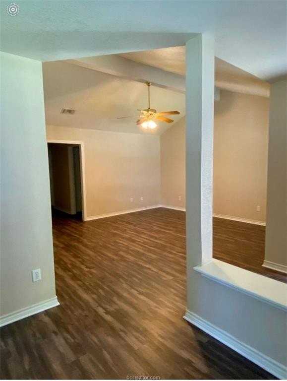 3606 Glenna Ct - Photo 3 of 13