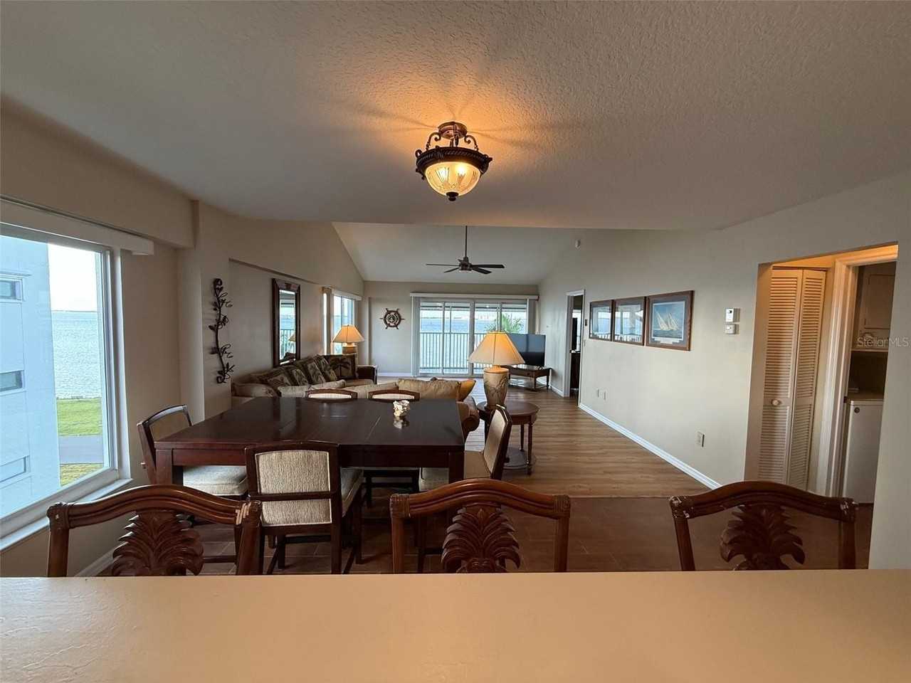 1477 Park Beach Cir - Photo 6 of 25