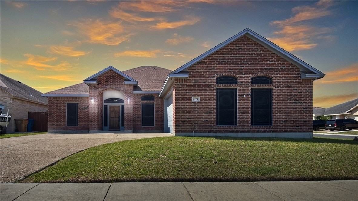 8201 Azimuth Ct - Photo 3 of 27