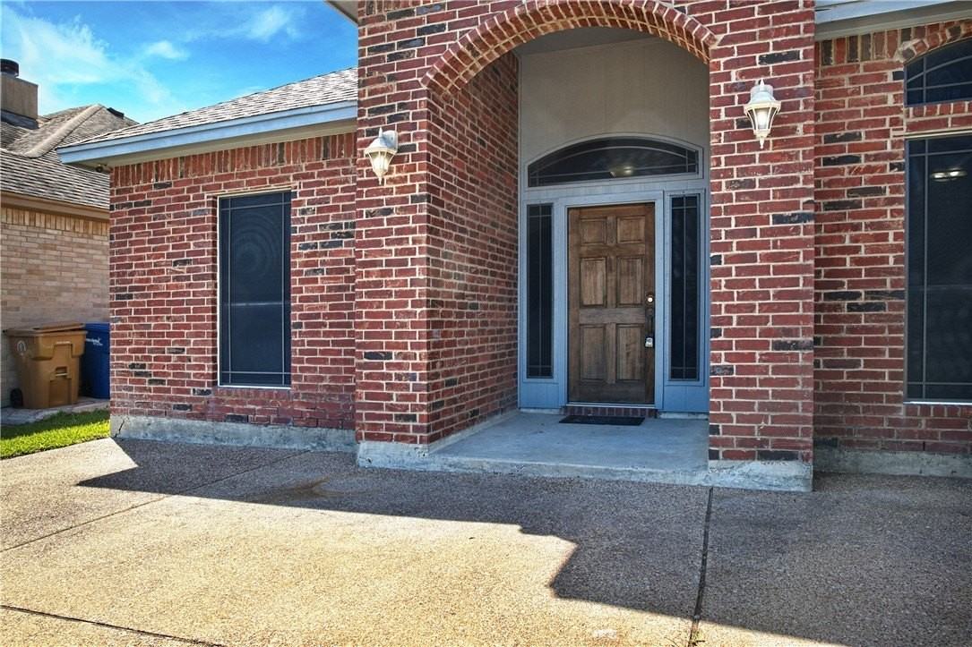 8201 Azimuth Ct - Photo 4 of 27